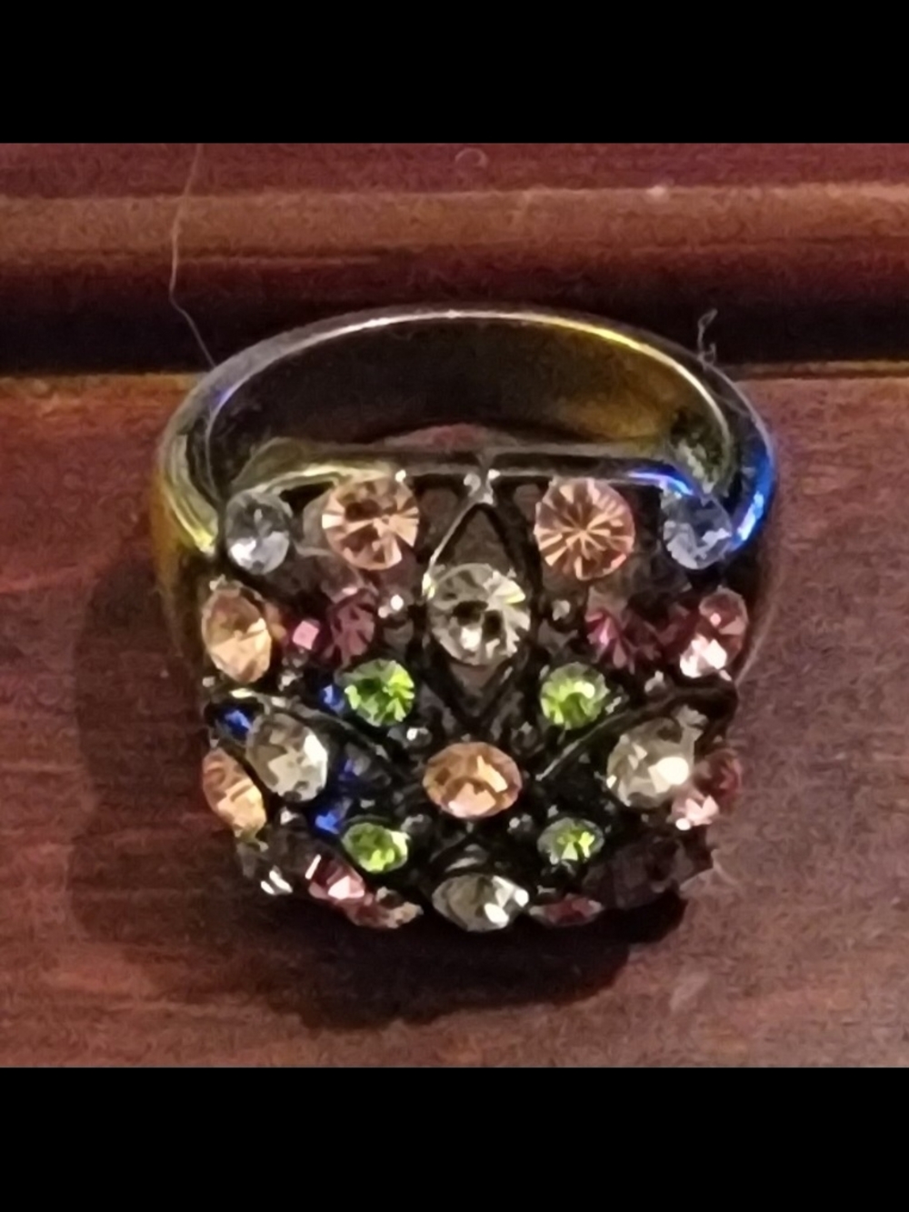 Stunning Vintage-Style Gunmetal Tone Cocktail Ring